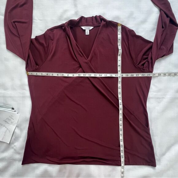 Nine West Asymmetrical Wrap Plunge V Neck Long Sleeve Burgundy Blouse SZ 1X - Picture 6 of 10